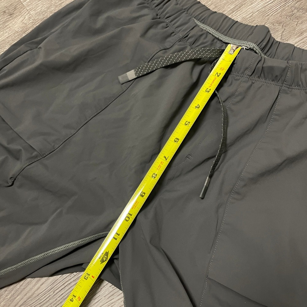 Fabletics The One Joggers Mens Large Gray Activewear Athletic Gym Training Sweat - Picture 5 of 8